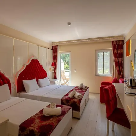 מלון Golden Bodrum 4*