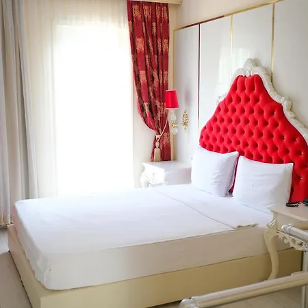 Golden Bodrum מלון טורגוטריס