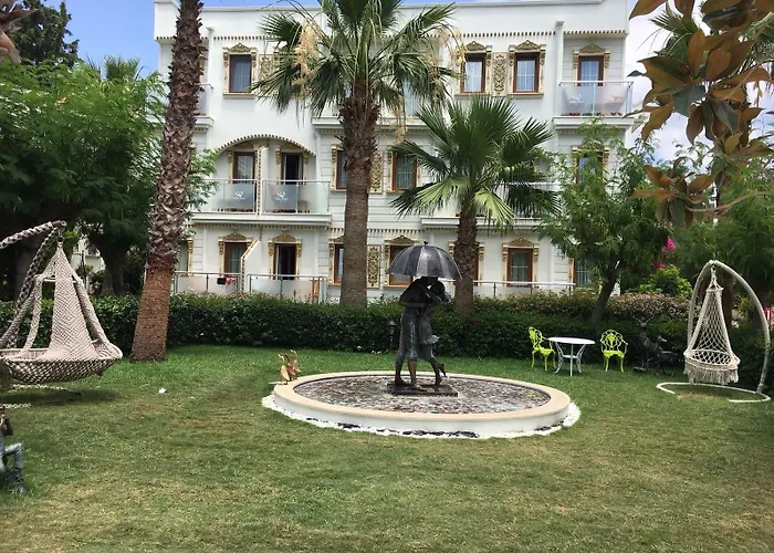 Golden Bodrum מלון 4*