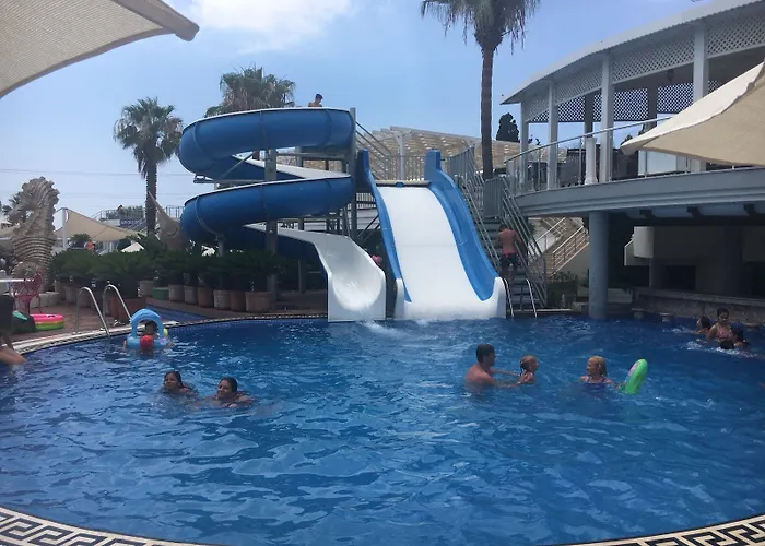 Golden Bodrum מלון טורגוטריס