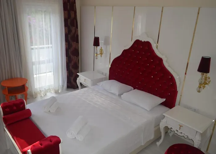 Golden Bodrum מלון 4*