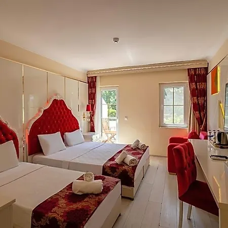 Golden Bodrum 4* 터그트레이스