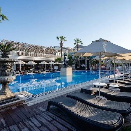 Golden Bodrum מלון 4*